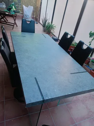 Elegante mesa de comedor moderna