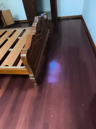 Armario de madera 4 puertas, cabecero 2 mesillas