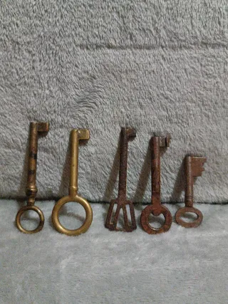 Set 5 Chiavi Antiche Decorative