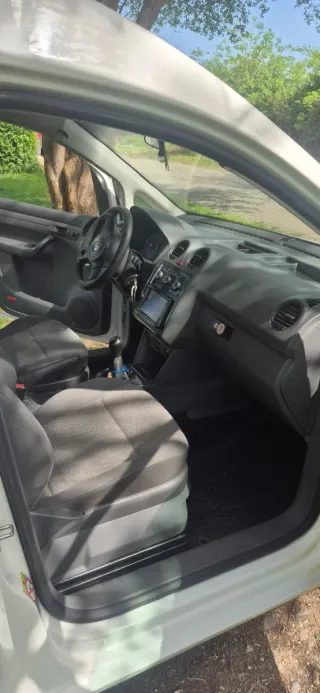 Volkswagen Caddy 2012