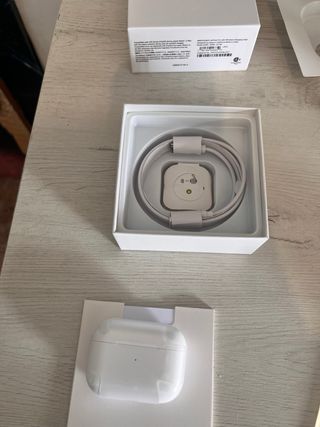 AirPods Pro Apple Blancos  (Precio negociable)
