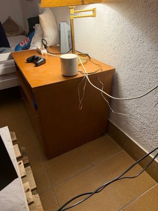 Mesita de noche madera