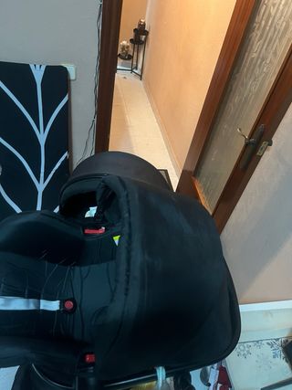 Passeggino per neonati nero