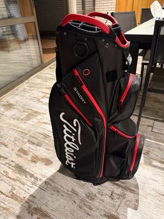 Bolsa de Golf Titleist STADRY Negra y Roja