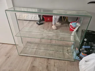 5 Vitrinas Cristal Puertas y Llave