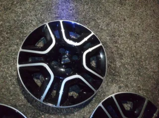 Tapacubos Dacia Eléctrico 14 Originales