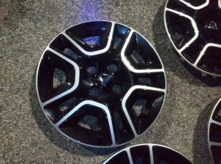 Tapacubos Dacia Eléctrico 14 Originales