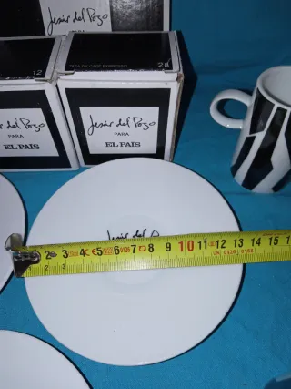 JUEGO DE CAFE DE JESUS DEL POZO PARA EL PAIS