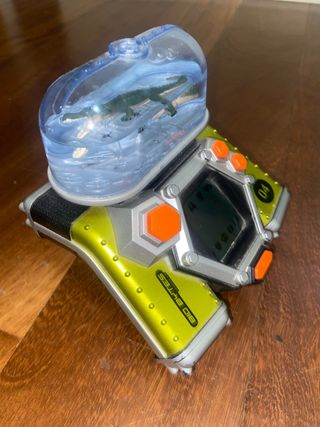 Consola Retro Bio Bytes 1.0 + 2 Figuras