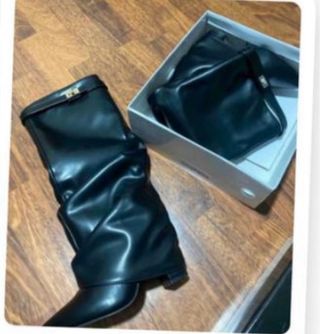 Botas negras nuevas talla 38