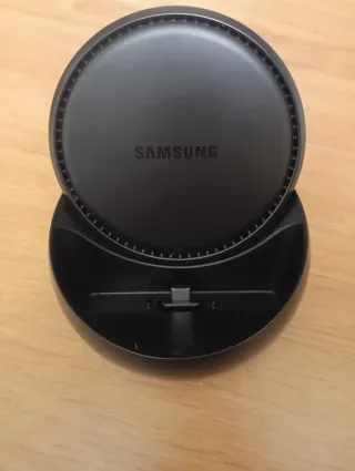 Samsung DeX Station - Convierte tu móvil en un PC