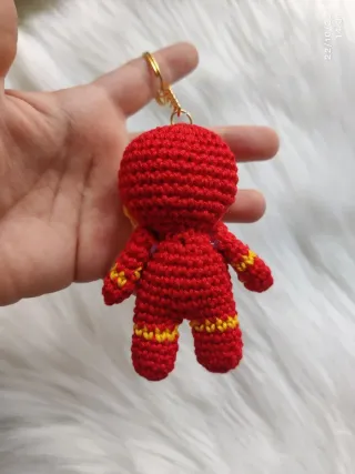 Portachiavi Iron Man uncinetto