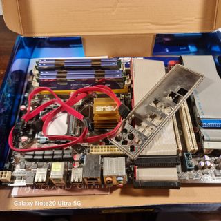 Placa Base ASUS P5Q SE PLUS + 8GB RAM Kingston