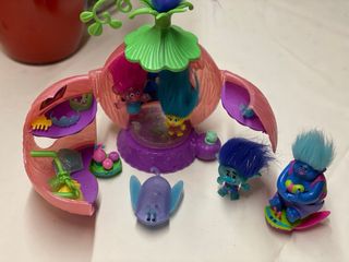 Juego de agua pin y pon /invernadero / Trolls