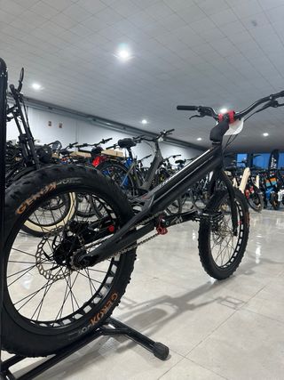 Comas R1 20” Aluminio - Trial Bici