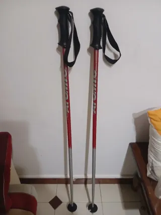 Esquís Atomic C-Series 9.T con bastones y funda