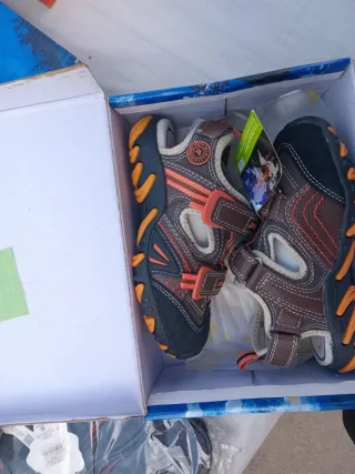 Sandalias Joma niño marrón y naranja