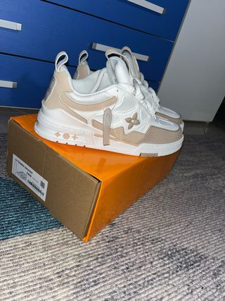Scarpe Louis Vuitton Beige e Bianche Nuove