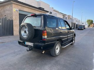 Tata Safari 2004