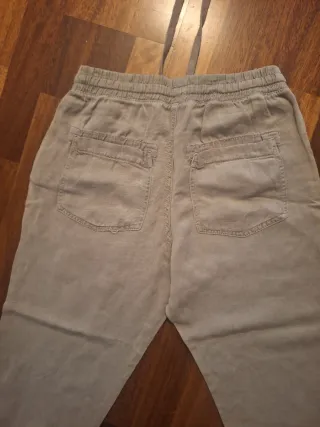 Pantalón Zara verde oliva T M