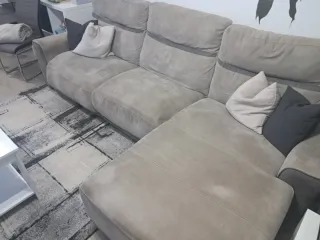 Sofá modular gris de tela