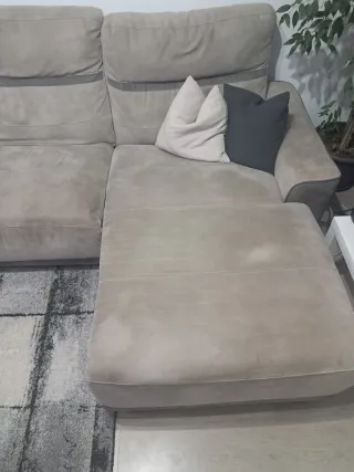 Sofá modular gris de tela