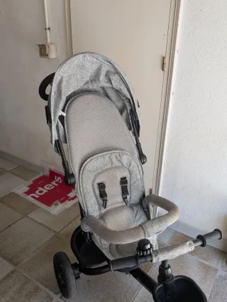 Triciclo infantil Kinderkraft
