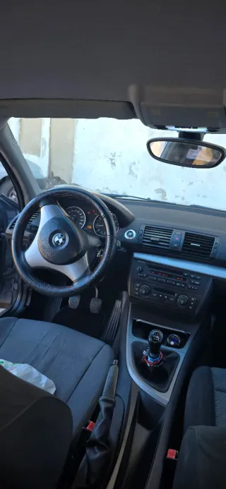 BMW Serie 1 2006 150cv gasolina