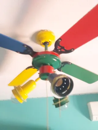 Ventilador de techo multicolor