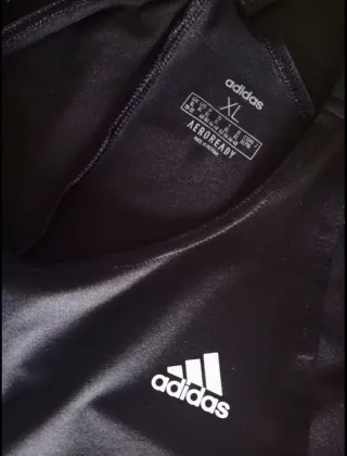 Camiseta Adidas Negra Mujer