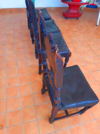 Sedie barocche in legno e pelle