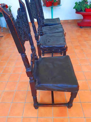 Sedie barocche in legno e pelle