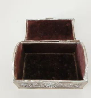Baúl joyero de plata