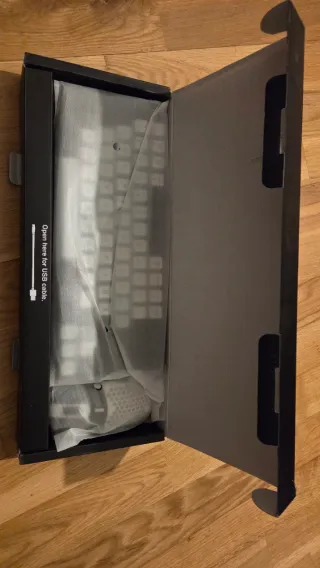 Wireless keyboard and mouse combo RedThunder K84