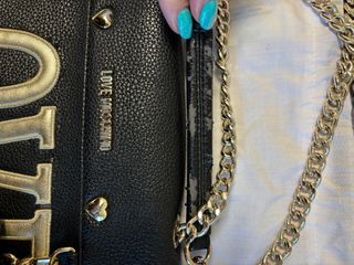 Borsa Love Moschino nera con scritta LOVE