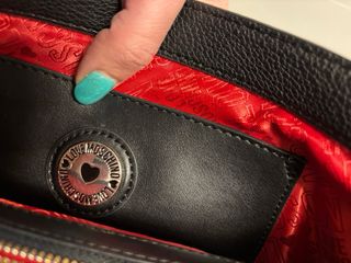 Borsa Love Moschino nera con scritta LOVE