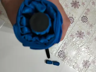 Ombrello pieghevole blu