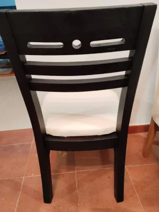 Sillas comedor madera beige y negras