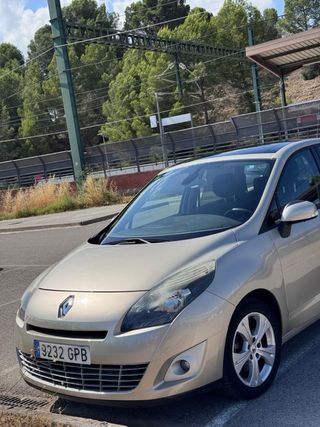 Renault Grand Scenic 2009