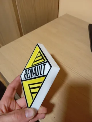 Rombo Renault Triángulo Amarillo
