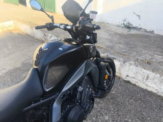 Yamaha MT-09 35kw - 6000 km