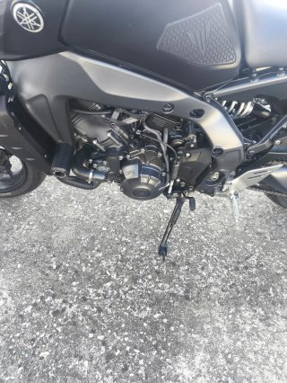 Yamaha MT-09 35kw - 6000 km