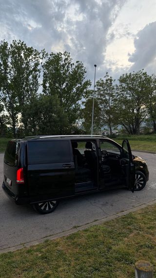 Mercedes-Benz V300