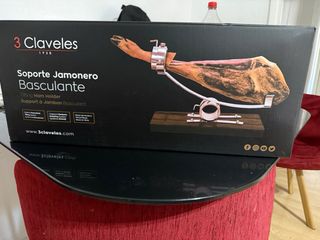 Jamonero basculante 3 claveles