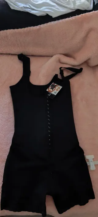 Faja reductora moldeadora negra