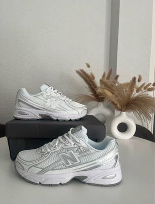 New Balance 740 Plata y Blanco