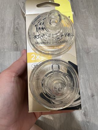 Tetinas Tommee Tippee Anti-colicos 3m+. Sin usar