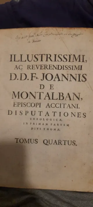 Libro muy antiguo 1731 .