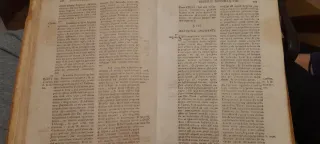 Libro muy antiguo 1731 .