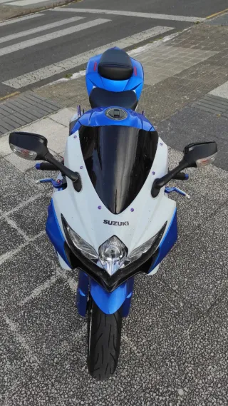 Suzuki GSX-R 600 K9 Azul/Blanca